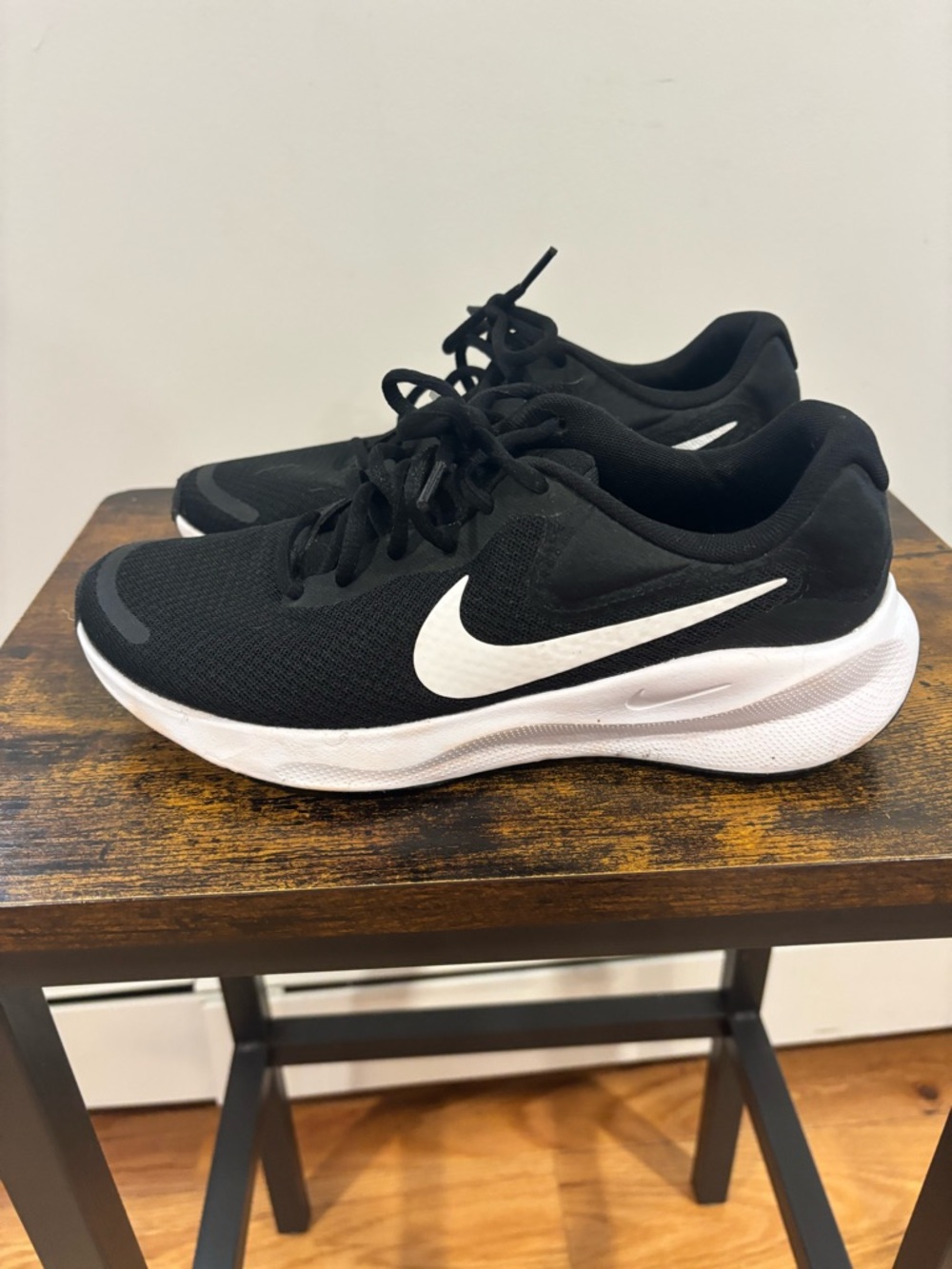 Nike Black & White Low-Profile Running Shoes